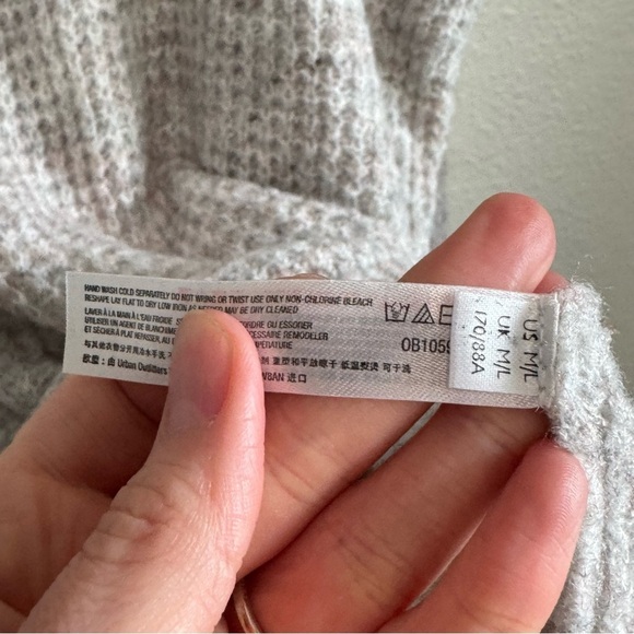 Free People Intimately Womens M/L Comfy Oversized Waffle Knit Sweater Grey Pink - Picture 5 of 9